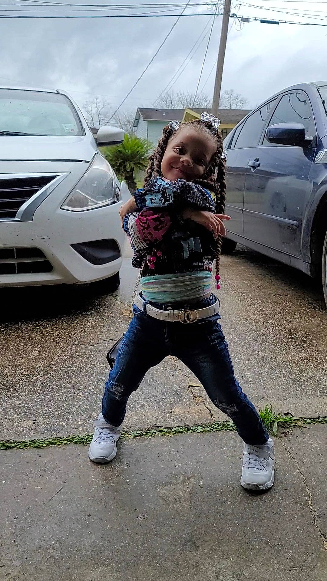 Nevaeh is registered to the contest to win money with this photo: alloy_wheel, asphalt, automotive_design, automotive_exterior, automotive_lighting, automotive_tire, bumper, car, grille, hood, joy, land_vehicle, motor_vehicle, parking, person, personal_luxury_car, sky, street_fashion, tire, vehicle