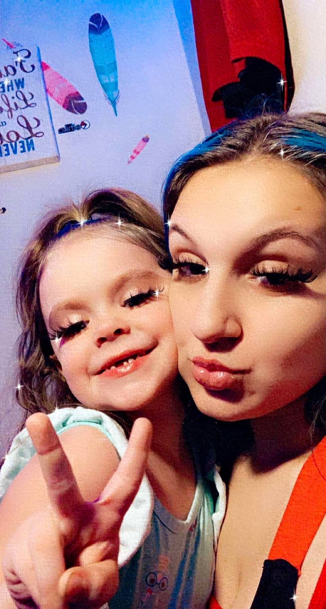 Paityn is registered to the contest to win money with this photo: cool, event, eye_liner, eye_shadow, eyelash, eyewear, face, flash_photography, fun, gesture, happy, joy, leisure, lip, makeover, nose, person, pink, selfie, skin