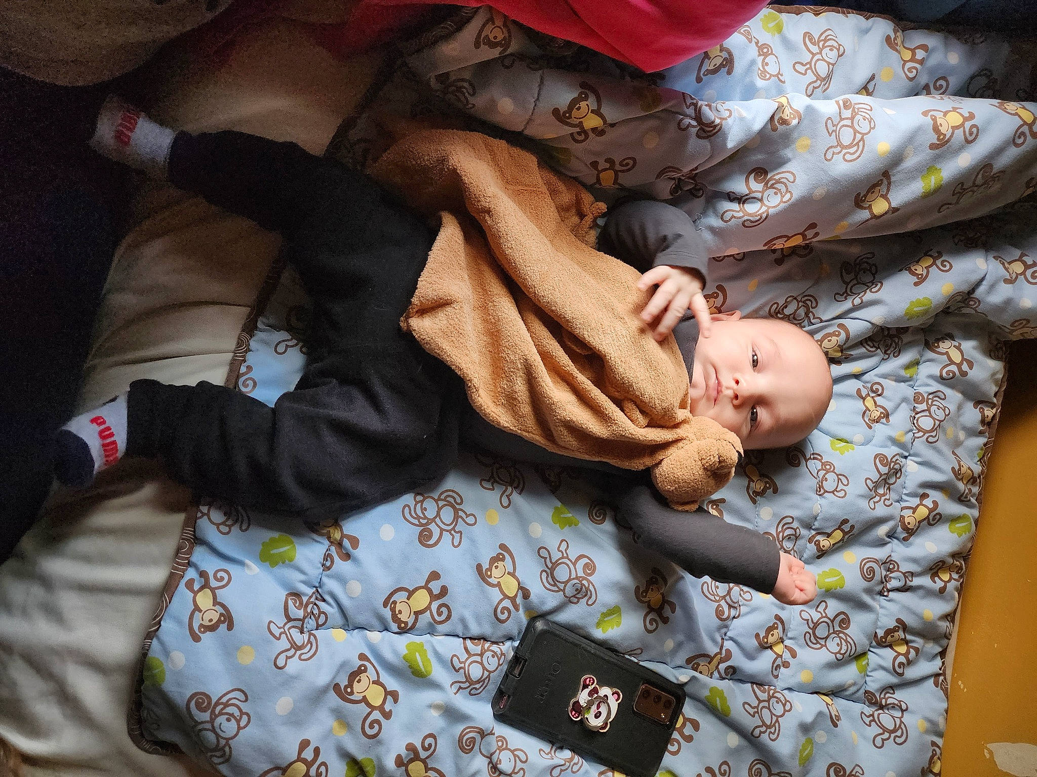 Ragnar is registered to the contest to win money with this photo: baby_toddler_clothing, bed_sheet, bedding, bedtime, blanket, child, comfort, couch, flooring, human_leg, linens, nap, pattern, person, room, sitting, sleep, sleeve, toddler, tree