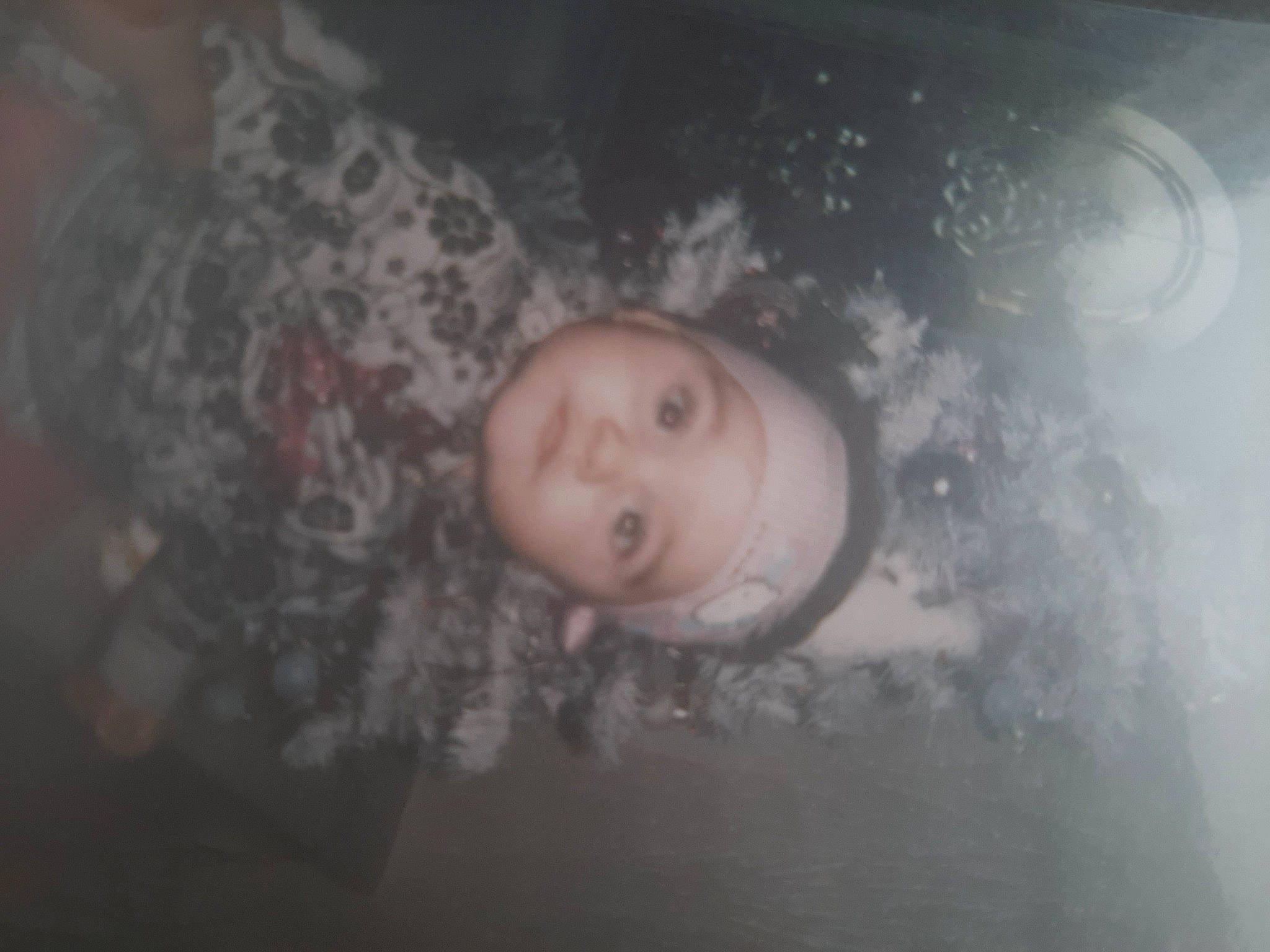 Kessy a rejoint le concours — aidez-le/la à gagner de superbes lots ! baby, cheek, child, ear, eye, face, fun, head, headwear, iris, nose, person, photograph, photography, portrait, portrait_photography, skin, smile, space, toddler