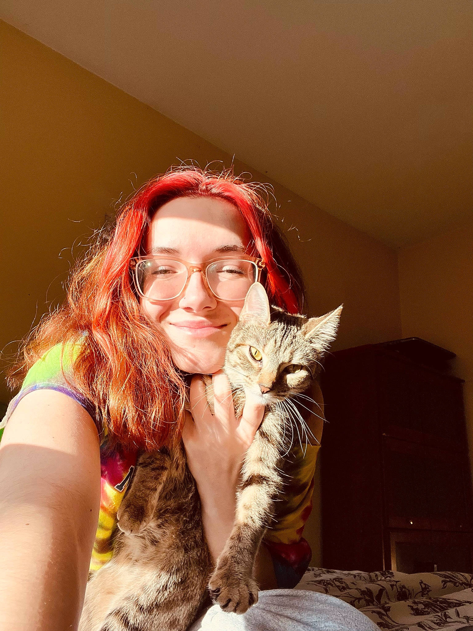 Oakleigh is registered to the contest to win money with this photo: beard, cat, domestic_short_haired_cat, event, eyewear, facial_hair, fashion_accessory, fashion_design, felidae, flash_photography, fun, fur, glasses, happy, long_hair, moustache, small_to_medium_sized_cats, smile, vision_care, whiskers