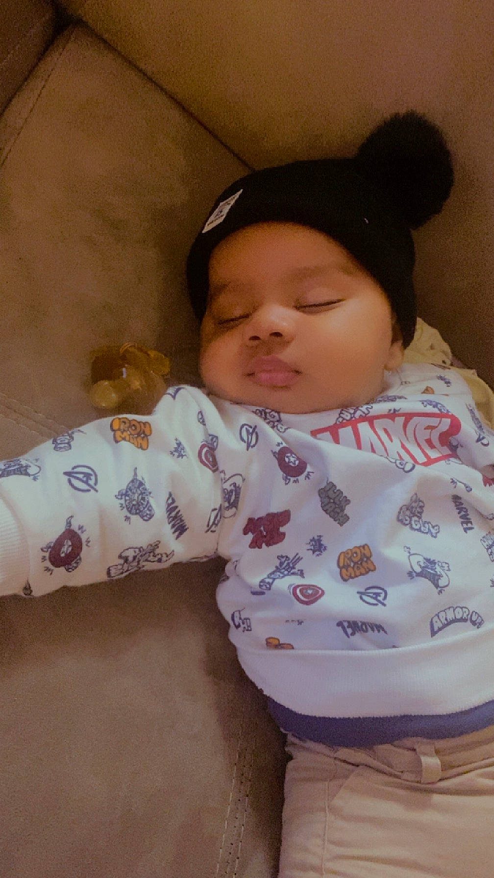 Sayon a rejoint le concours — aidez-le/la à gagner de superbes lots ! baby, baby_toddler_clothing, cap, cheek, child, chin, comfort, eye, eyebrow, head, headwear, linens, lip, mouth, neck, nose, outerwear, person, skin, sleeve