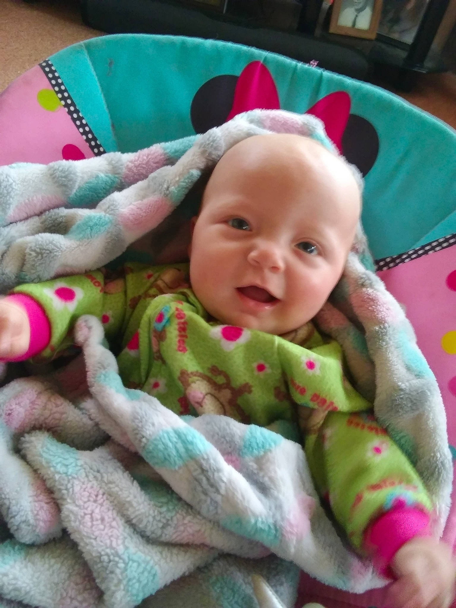 Summer is registered to the contest to win money with this photo: baby, blanket, cheek, child, head, linens, person, pink, skin, textile, toddler