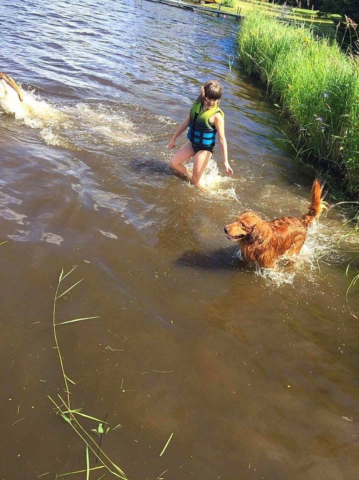 Comet is registered to the contest to win money with this photo: fun, leisure, recreation, river, water, water_resources, watercourse