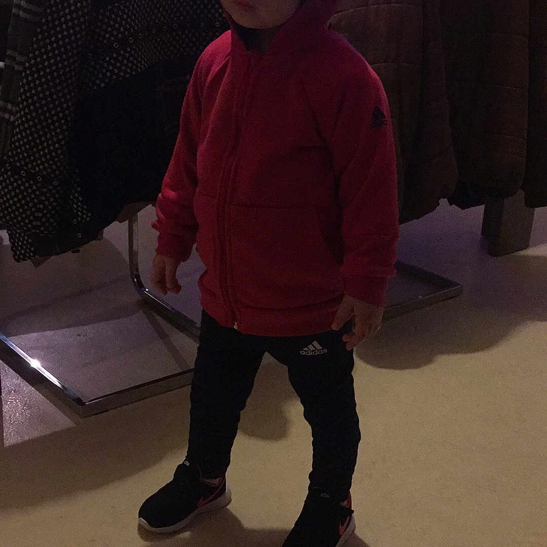 Lou