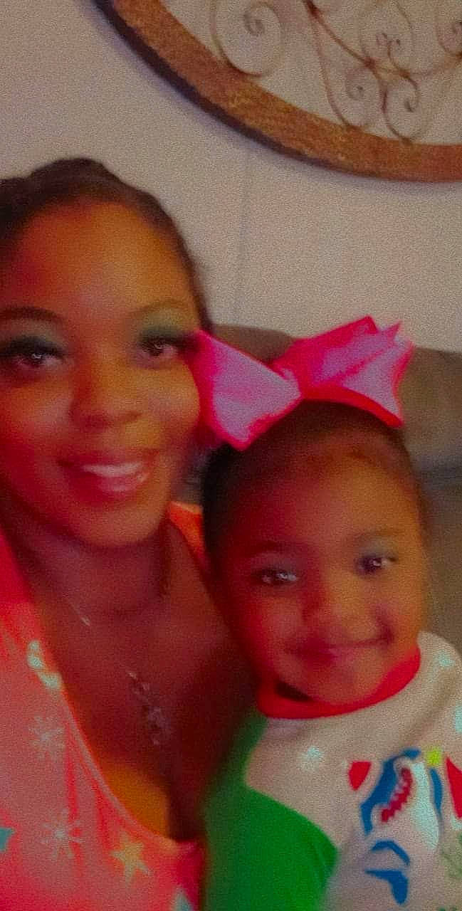 Cali is registered to the contest to win money with this photo: cheek, chin, event, eye, eyebrow, eyelash, face, forehead, fun, happy, head, iris, joy, lip, magenta, neck, nose, person, pink, selfie