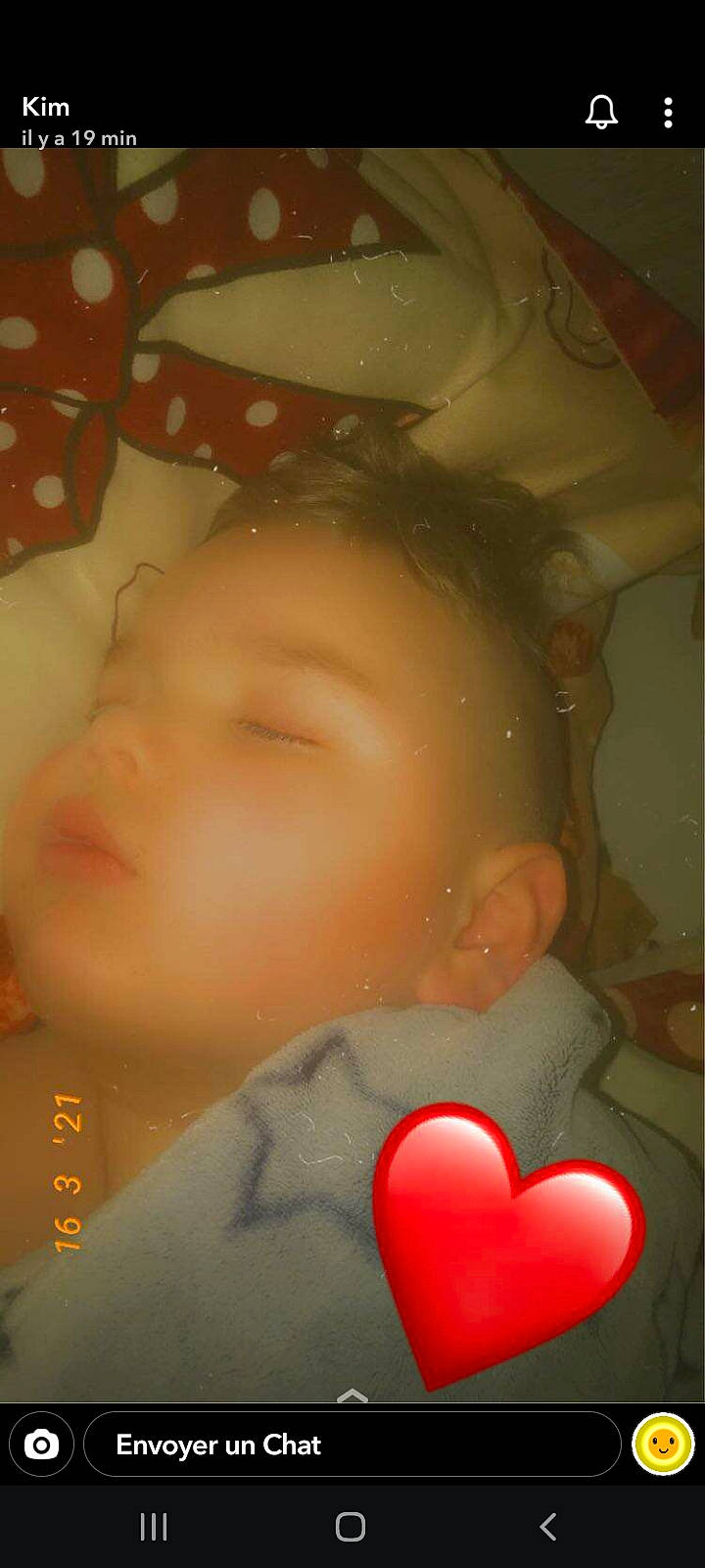 Kilian a rejoint le concours — aidez-le/la à gagner de superbes lots ! cheek, chin, eye, eyebrow, eyelash, finger, forehead, gesture, hand, happy, head, iris, lip, material_property, mouth, nose, organ, person, pink, skin