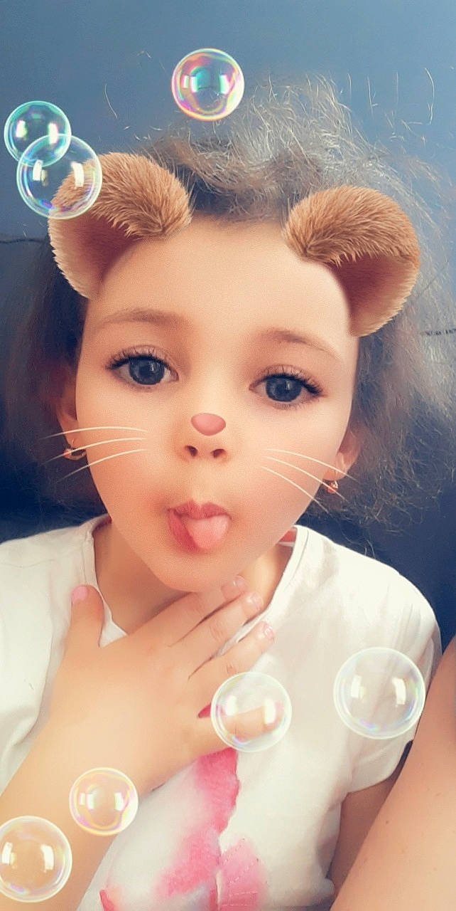 Louane a rejoint le concours — aidez-le/la à gagner de superbes lots ! baby, brown_hair, cheek, child, ear, eye, eyebrow, eyelash, face, forehead, hair, head, nose, person, photography, skin, toddler