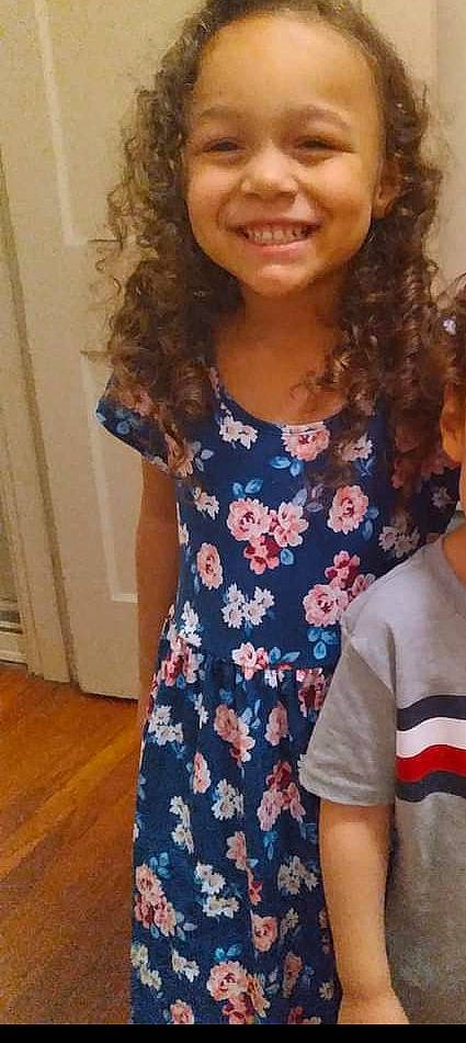 Natalia is registered to the contest to win money with this photo: beauty, black_hair, brown_hair, cool, electric_blue, event, eyewear, glasses, goggles, happy, joy, layered_hair, long_hair, neck, person, ringlet, sleeve, smile, street_fashion, t_shirt