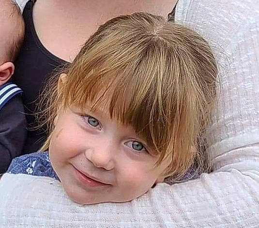 Darla is registered to the contest to win money with this photo: bangs, blond, bob_cut, brown_hair, cheek, child, chin, eye, eyebrow, face, forehead, hair, hair_coloring, hairstyle, head, human, joy, layered_hair, nose, person