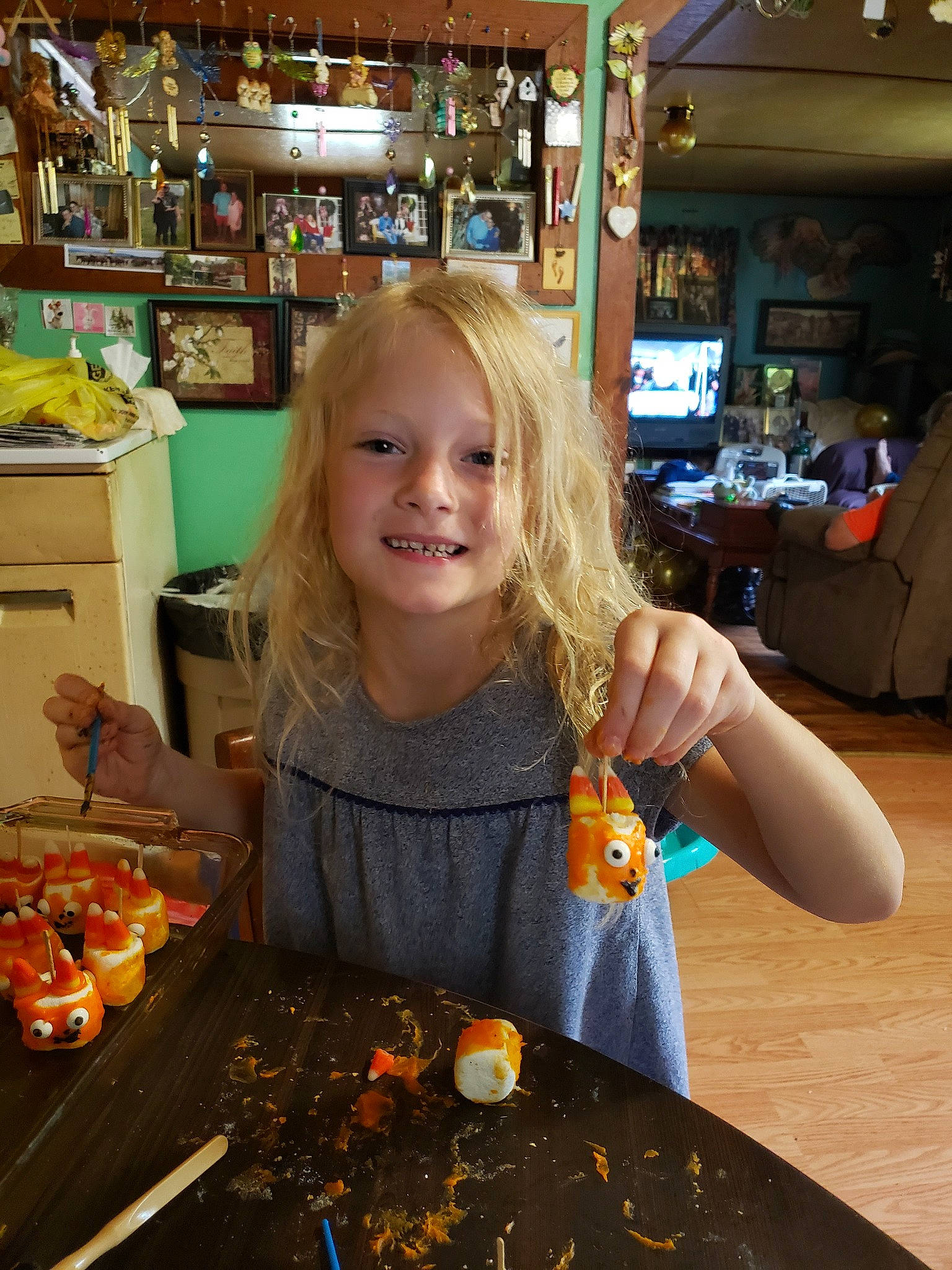 Jalynn is registered to the contest to win money with this photo: breakfast, brunch, child, comfort_food, cuisine, dish, eating, fast_food, food, joy, meal, person, vegetarian_food