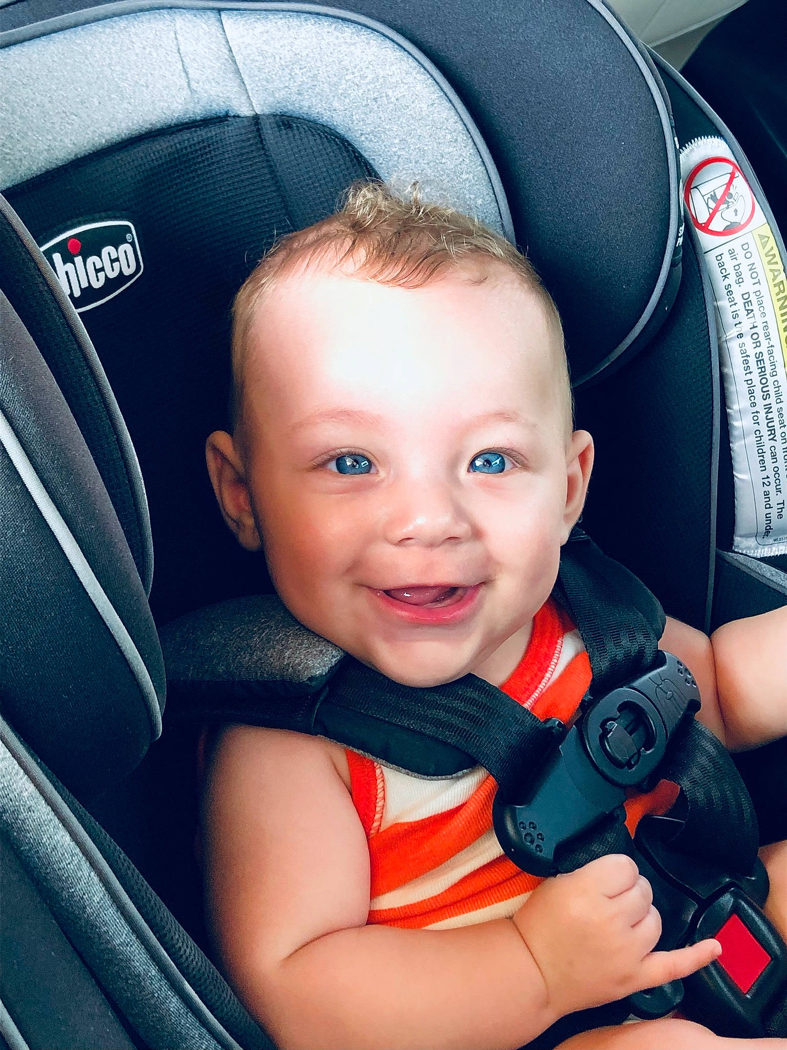 Magnus is registered to the contest to win money with this photo: auto_part, automotive_design, baby, baby_carriage, beauty, blue, car_seat, car_seat_cover, child, comfort, cool, electric_blue, flash_photography, happy, joy, person, product, skin, smile, snapshot