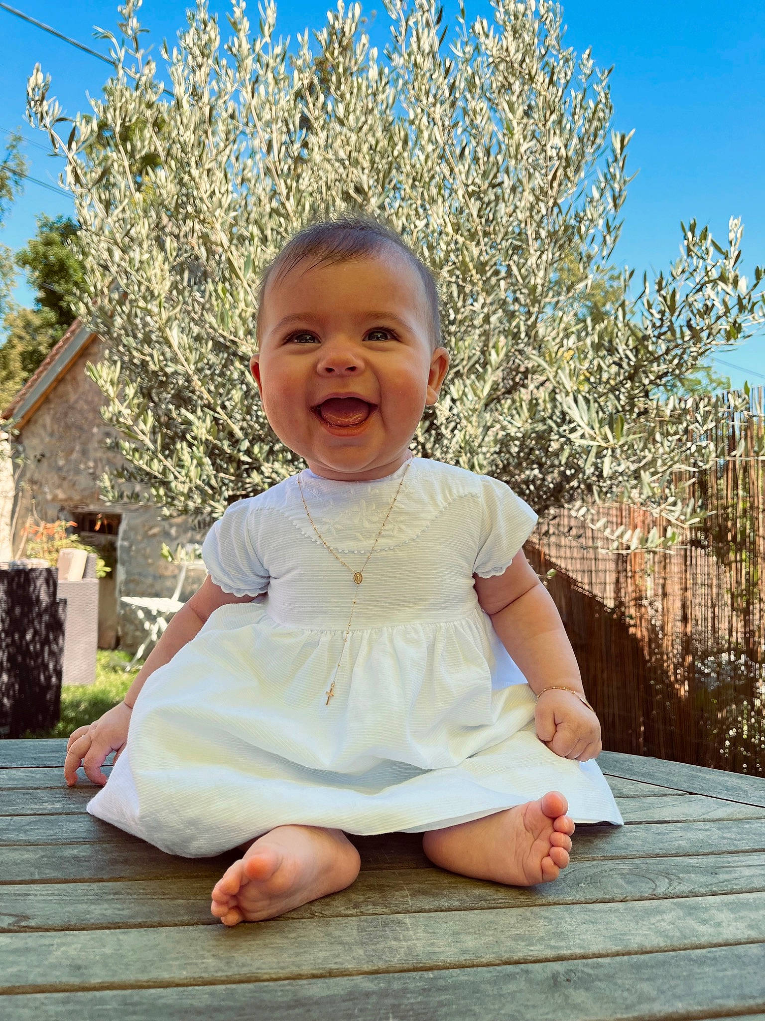 Agathe participe au concours pour gagner de l'argent avec cette photo : baby, baby_toddler_clothing, beauty, clothing, dress, face, fun, grass, happy, people_in_nature, person, photograph, pink, skin, sky, sleeve, smile, summer, toddler, white