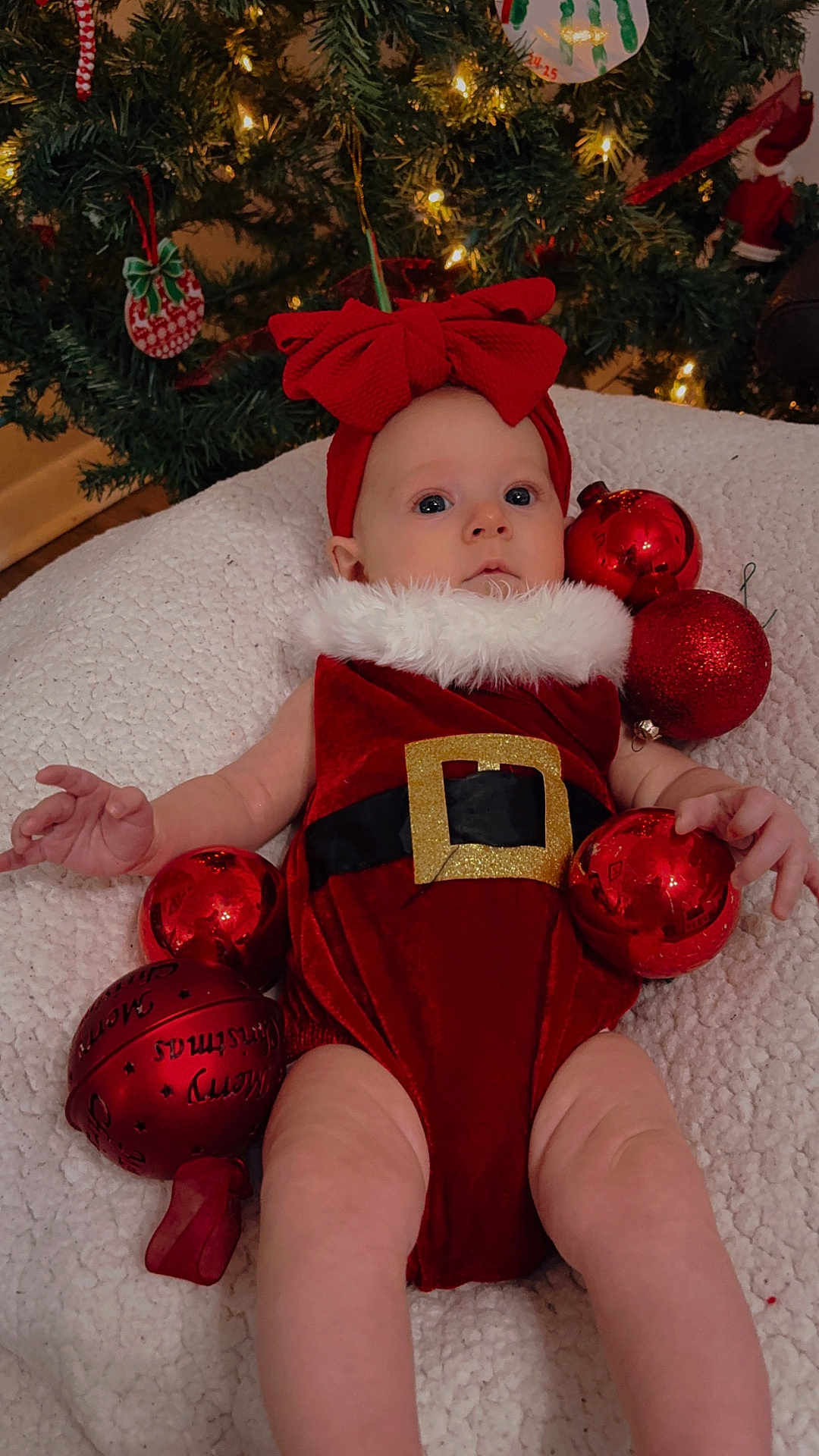 Elsie Tate joined the competition — help win amazing prizes! accessories, baby, ball, basketball, basketballball, bodypart, christmas, christmasdecorations, clothing, costume, face, festival, finger, hand, hat, head, person, photography, portrait, sport