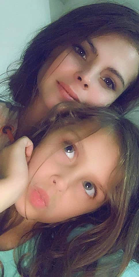 Myah is registered to the contest to win money with this photo: cheek, chin, eye, eyebrow, eyelash, face, forehead, gesture, hair, hairstyle, happy, head, iris, jaw, lip, mouth, neck, nose, organ, person