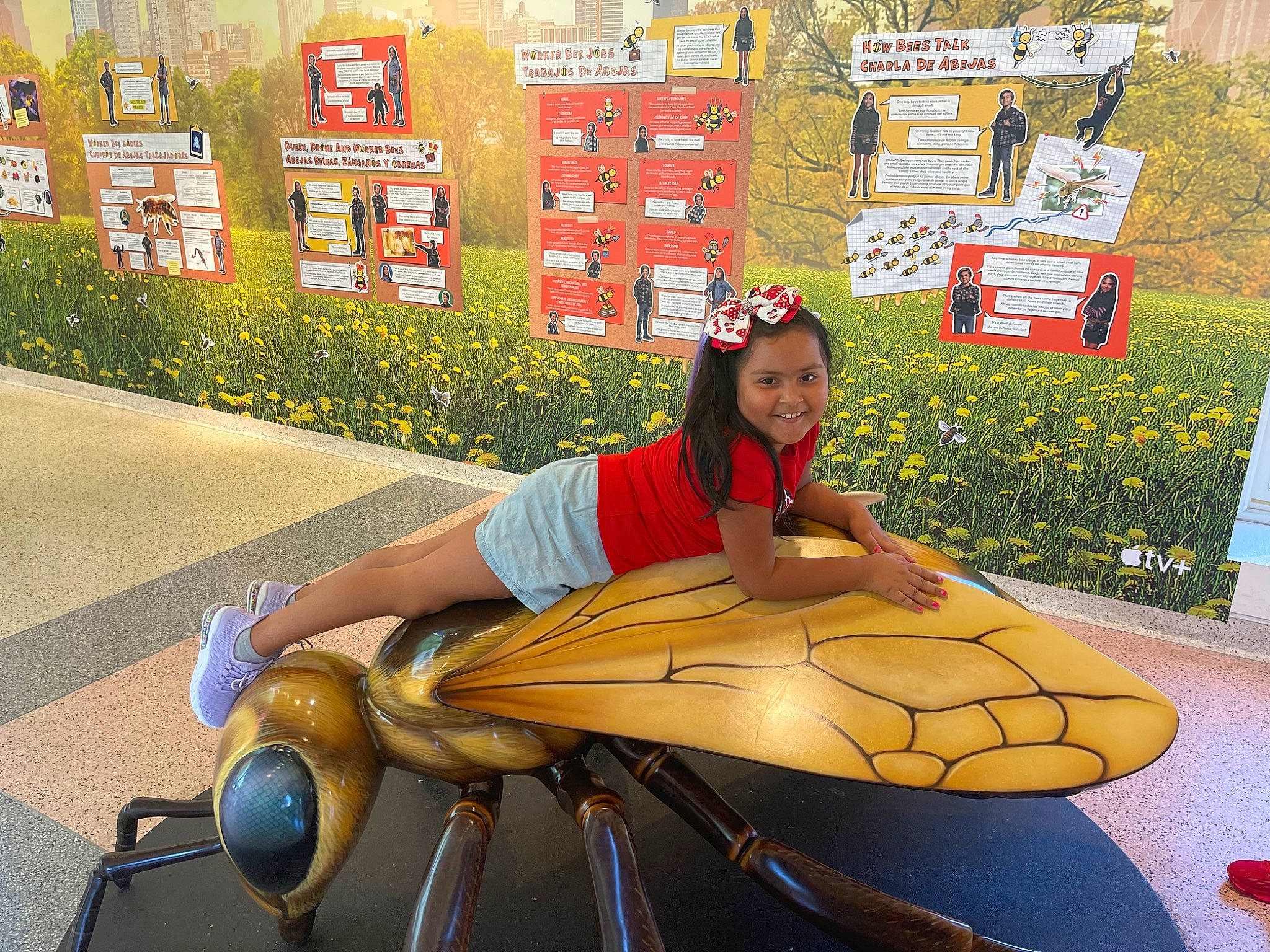 Anabella is registered to the contest to win money with this photo: art, automotive_design, automotive_exterior, automotive_wheel_system, fun, grass, hood, joy, leisure, motor_vehicle, pattern, person, plant, propeller, recreation, sitting, smile, sunglasses, thigh, travel