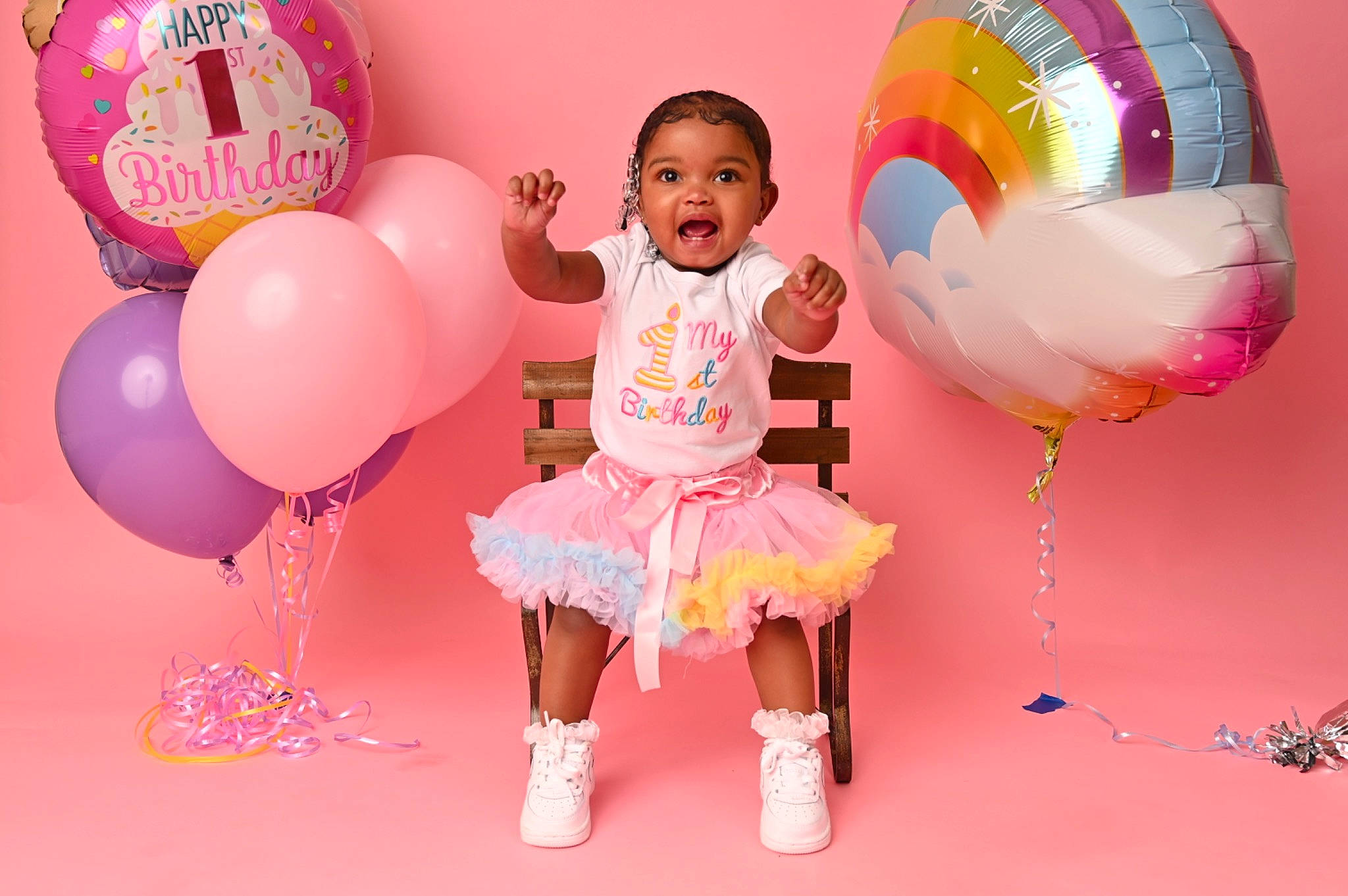 Amirí Jai is registered to the contest to win money with this photo: baby_toddler_clothing, balloon, beauty, birthday_party, child, event, facial_expression, fun, happy, magenta, organ, party_supply, person, photograph, pink, product, smile, snapshot, toddler, toy