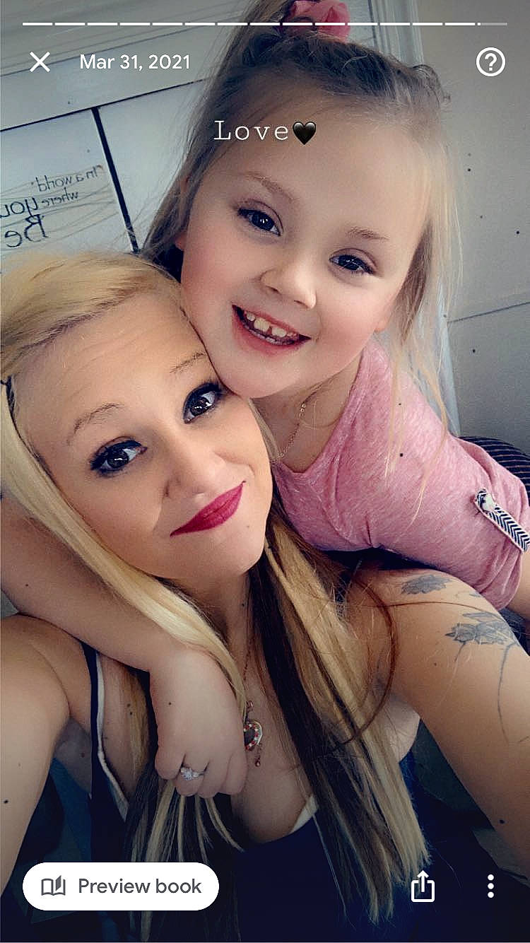 Audrina joined the competition — help win amazing prizes! cheek, chin, eye, eyebrow, eyelash, face, flash_photography, hair, happy, head, human, iris, jaw, joy, lip, mouth, muscle, neck, person, shoulder