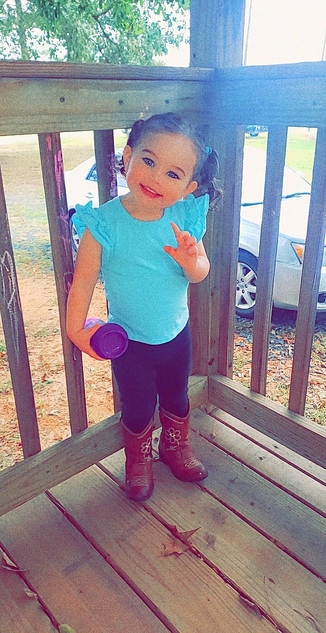 Kenzlee is registered to the contest to win money with this photo: baby_toddler_clothing, cool, denim, face, happy, joy, knee, leg, leisure, magenta, person, pink, shorts, shoulder, sleeve, smile, sportswear, standing, street_fashion, thigh