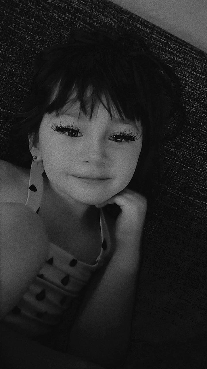 Journey is registered to the contest to win money with this photo: bangs, black_and_white, black_hair, chin, cool, eye, eyebrow, eyelash, face, flash_photography, gesture, hair, hairstyle, head, iris, jaw, lip, nose, person, skin