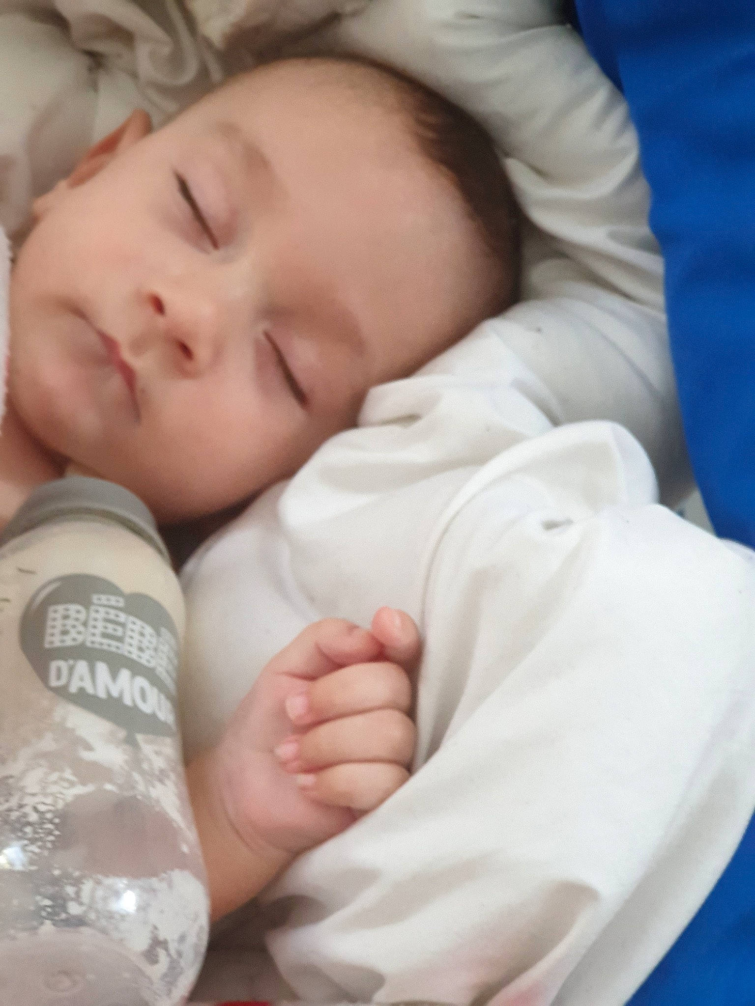 Kaïs participe au concours pour gagner de l'argent avec cette photo : baby, baby_products, baby_sleeping, bedtime, cheek, child, eye, face, head, infant_formula, nap, nose, person, product, skin, sleep, toddler