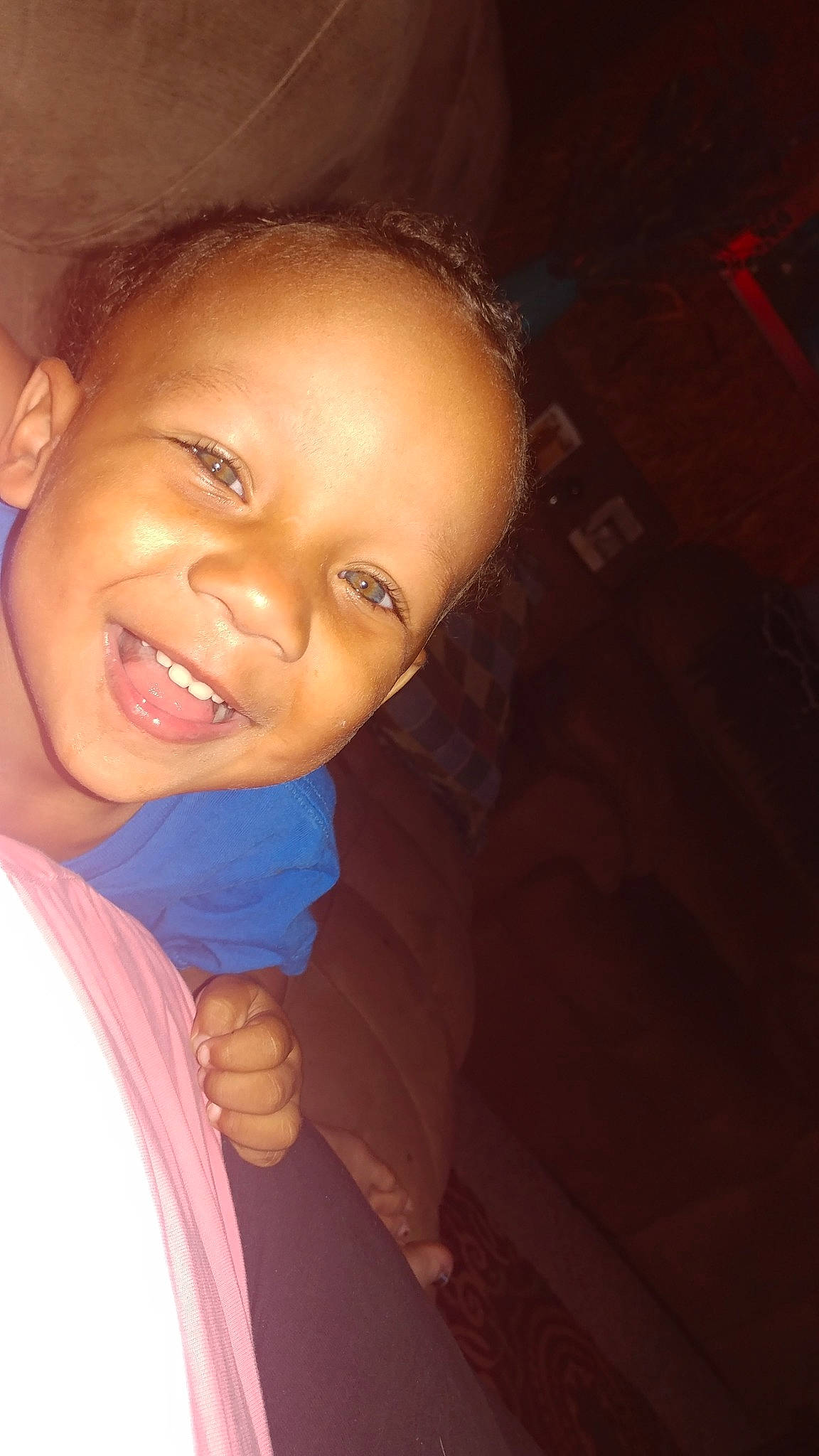 Royal is registered to the contest to win money with this photo: beauty, cheek, child, chin, cool, eye, eyebrow, face, facial_expression, forehead, fun, hair, head, joy, lady, lip, nose, person, pink, selfie