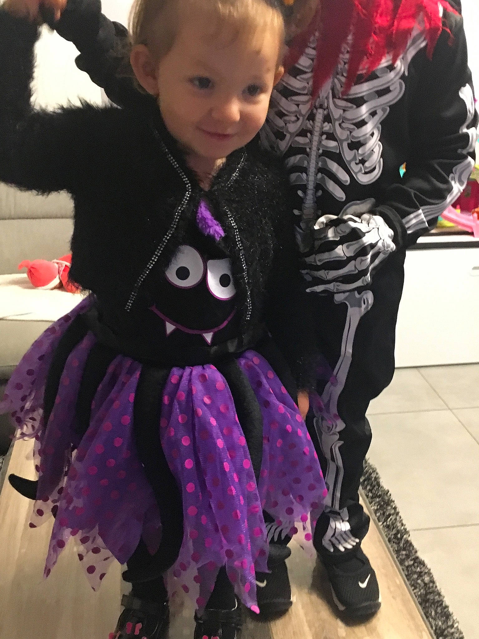 Alissa a rejoint le concours — aidez-le/la à gagner de superbes lots ! child, costume, design, fun, girl, material, outerwear, pattern, person, pink, product, purple, textile, toddler