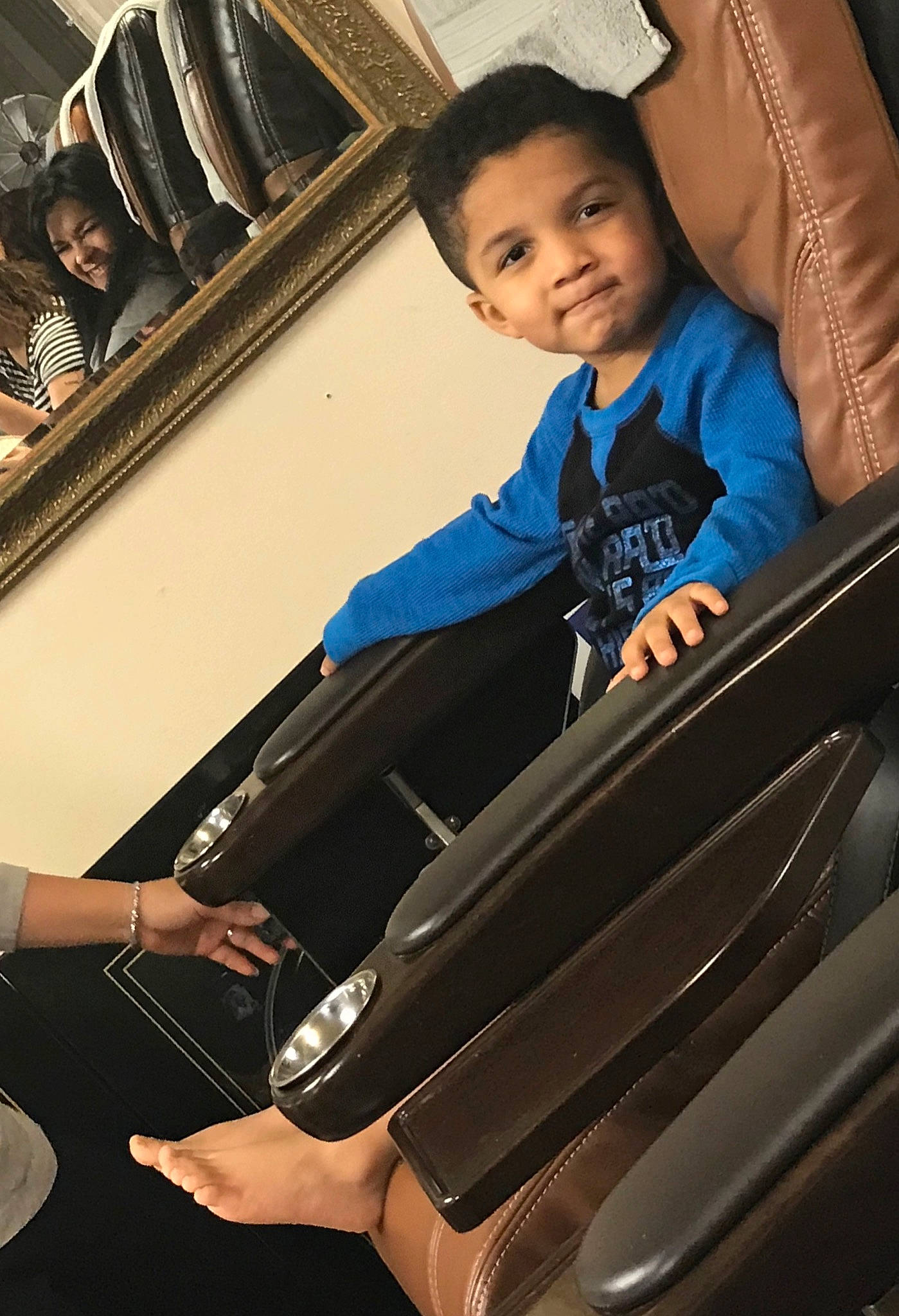 Xzayvion joined the competition — help win amazing prizes! arm, bracelet, comfort, hand, joy, lap, nail, nose, person, picture_frame, sitting, watch, wrist