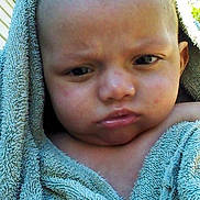 Elvin is registered to the contest to win money with this photo: