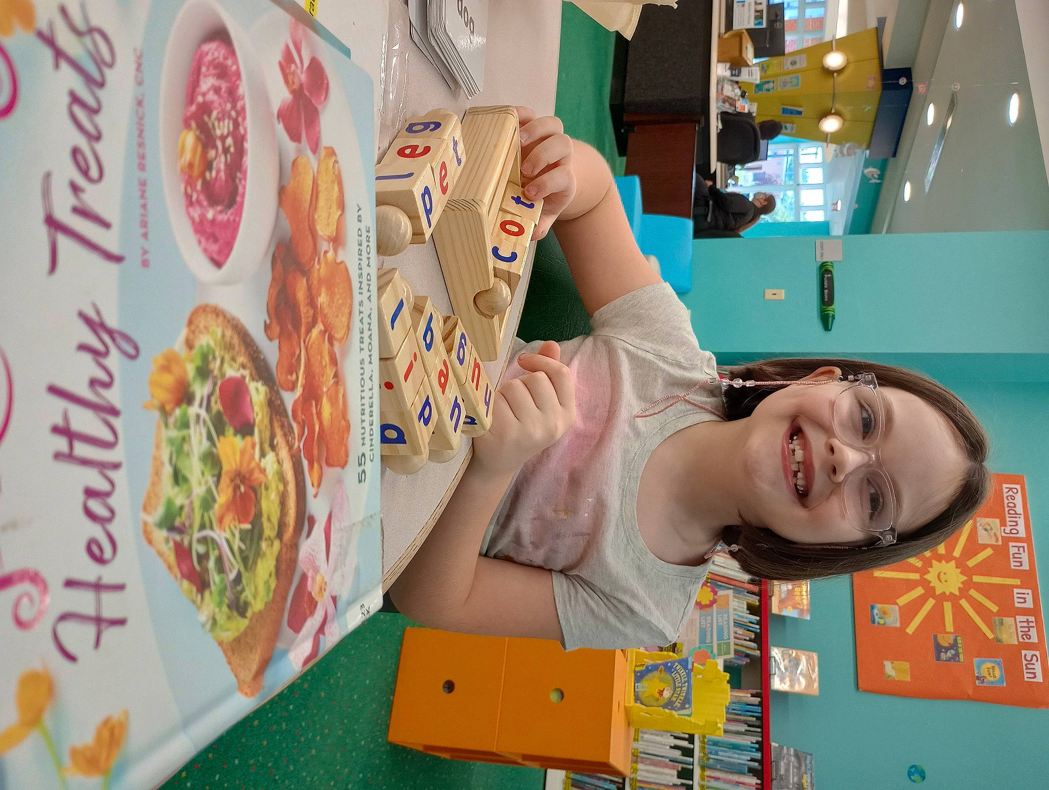 Arabella is registered to the contest to win money with this photo: art, beauty, child, comfort_food, cuisine, fast_food, food, fun, happy, ingredient, joy, junk_food, leisure, menu, person, recipe, room, smile, t_shirt, textile