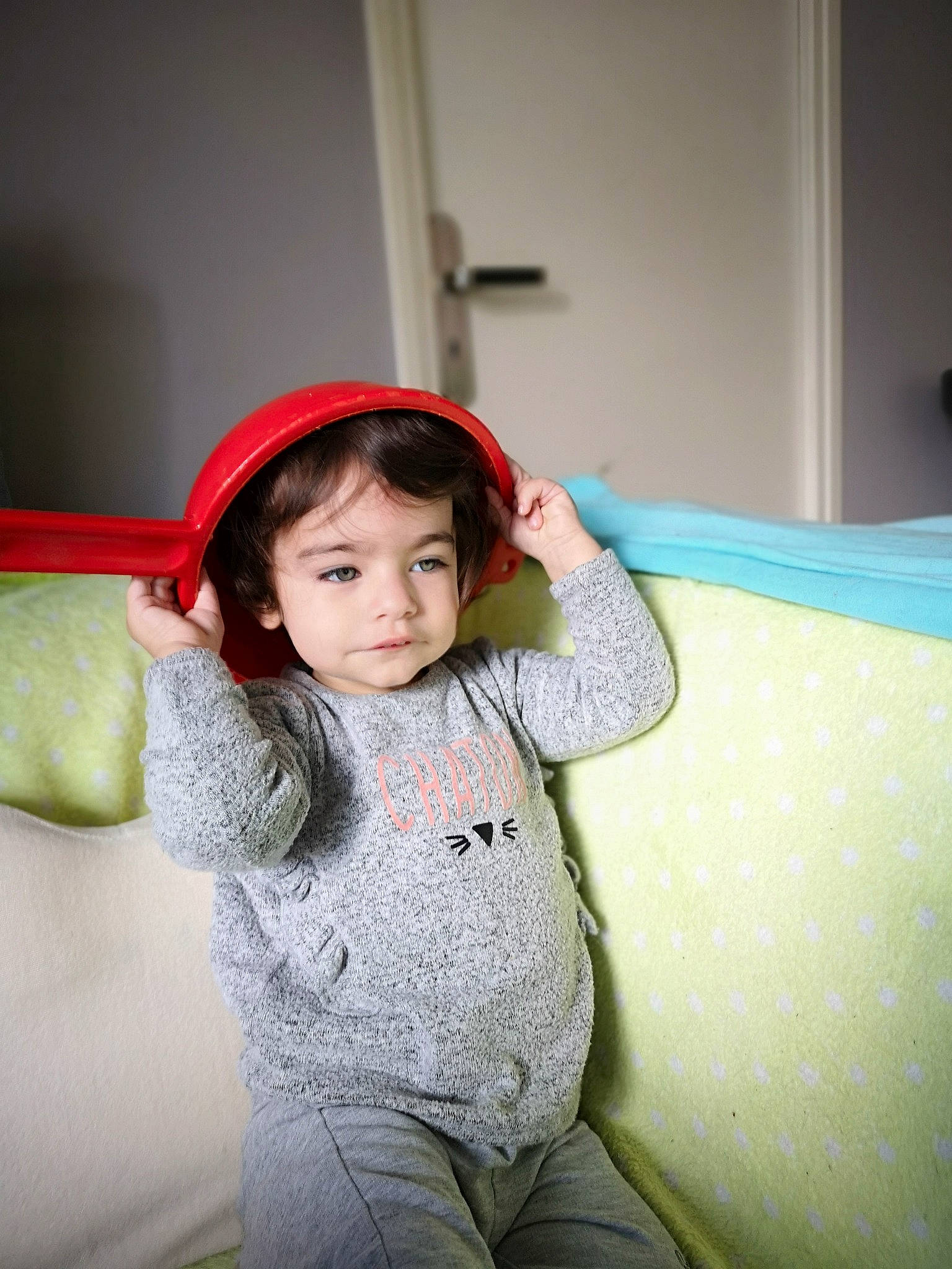 Abigail participe au concours pour gagner de l'argent avec cette photo : abdomen, baby, beauty, child, daughter, fashion_accessory, fun, happy, headgear, person, shoulder, skin, smile, standing, toddler, trunk