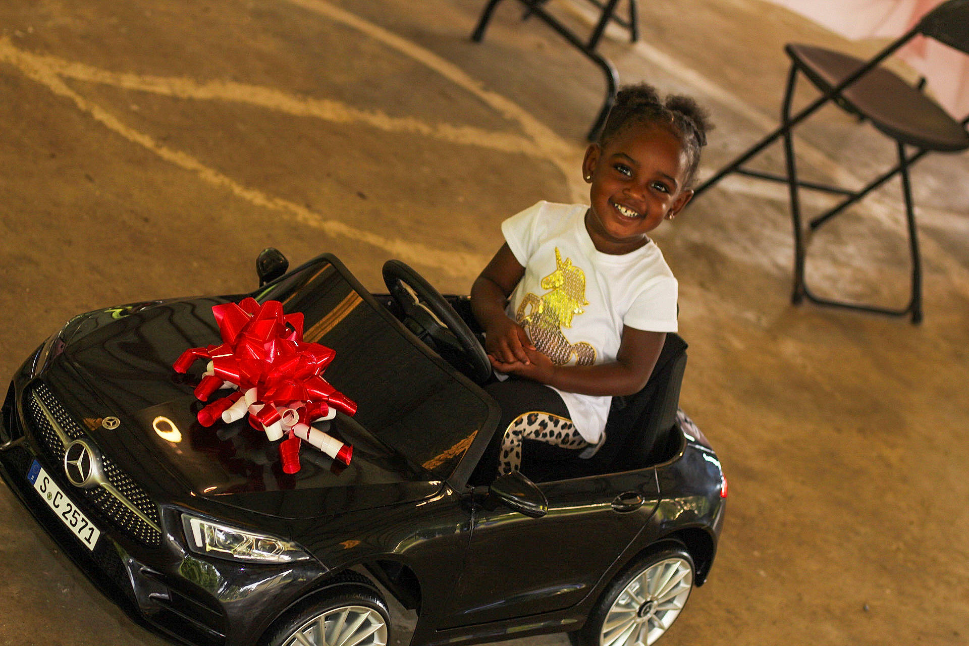 Briell is registered to the contest to win money with this photo: audi, automotive_design, bmw, car, city_car, convertible, family_car, joy, land_vehicle, luxury_vehicle, mid_size_car, person, personal_luxury_car, sport_utility_vehicle, subcompact_car, vehicle, vehicle_door