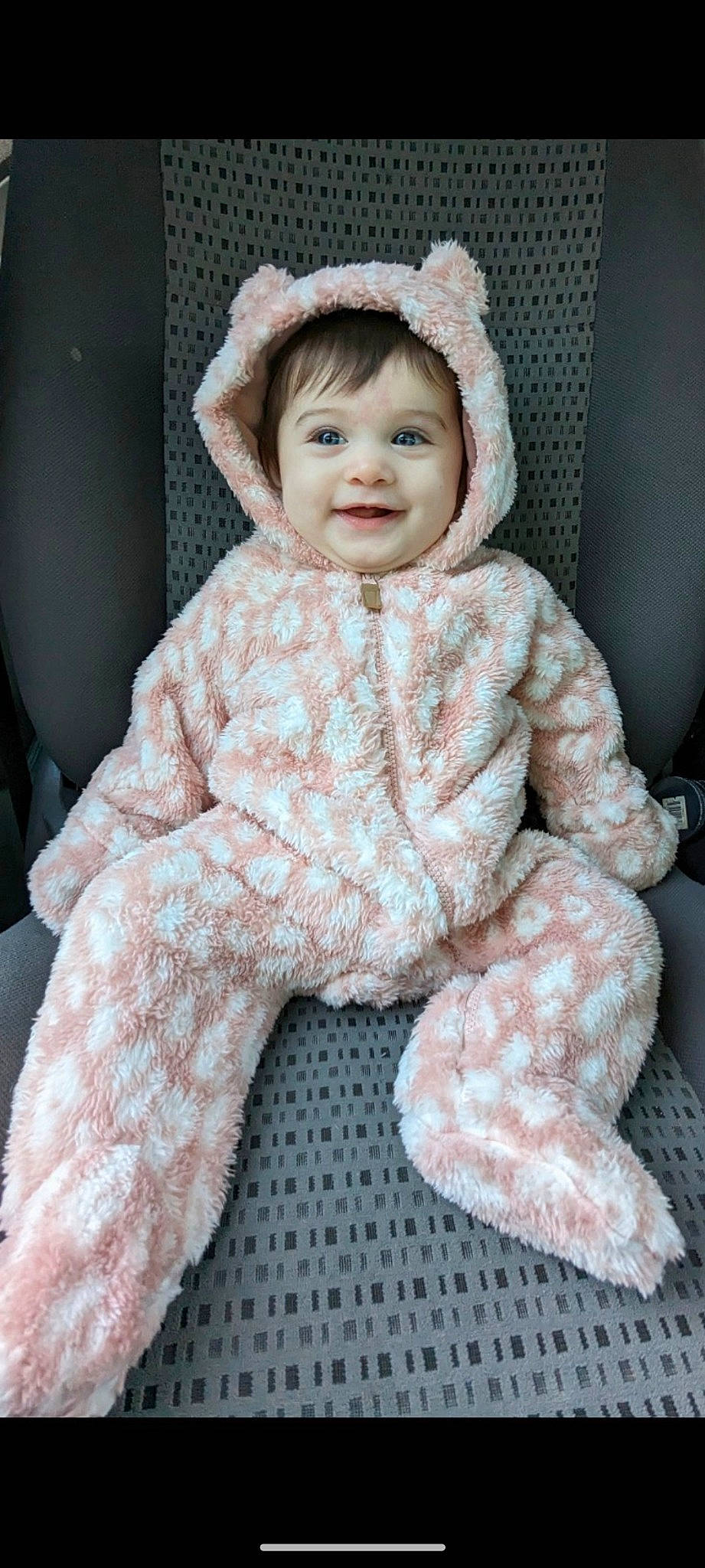 Aaliyah is registered to the contest to win money with this photo: baby, baby_toddler_clothing, cheek, child, face, fashion_accessory, fur, happy, head, headgear, joy, linens, outerwear, pattern, person, pink, skin, sleeve, smile, textile