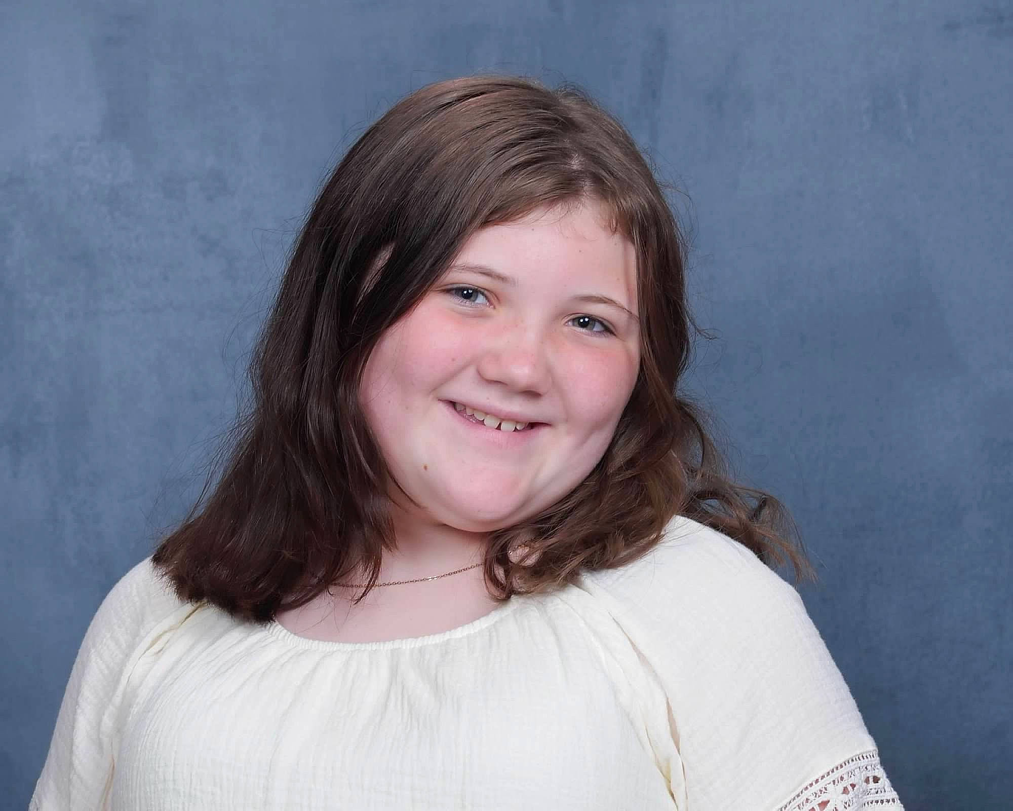 Elise joined the competition — help win amazing prizes! cheek, chest, eye, eyebrow, eyelash, flash_photography, fun, gesture, happy, iris, jaw, joy, layered_hair, lip, long_hair, neck, nose, person, shoulder, sleeve