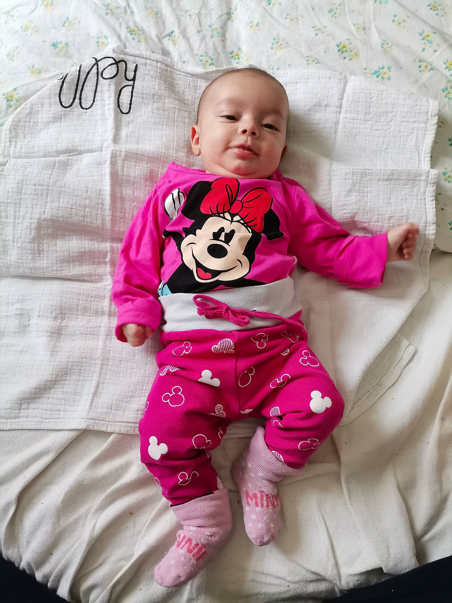 Lylianna a rejoint le concours — aidez-le/la à gagner de superbes lots ! baby, baby_products, baby_toddler_clothing, child, design, magenta, outerwear, pattern, person, pink, product, sleeve, smile, textile, toddler