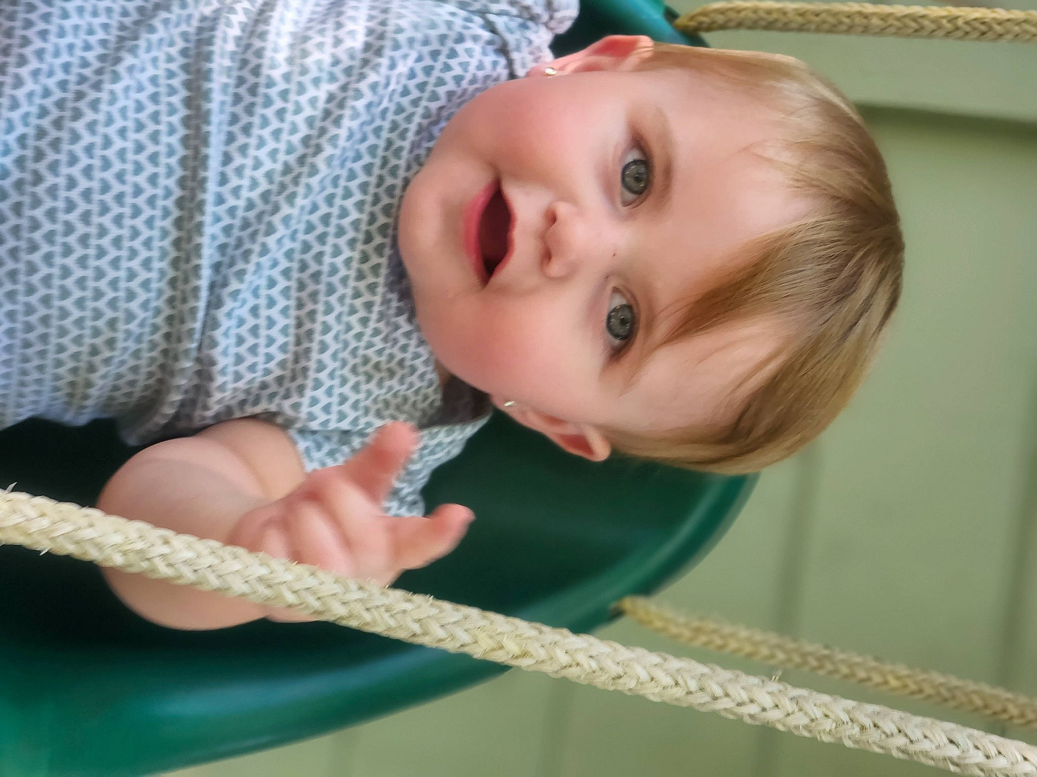 Cecilia is registered to the contest to win money with this photo: baby, baby_products, baby_safety, baby_toddler_clothing, cheek, eye, eyebrow, eyelash, face, happy, head, infant_bed, iris, lip, mouth, nose, person, skin, sleeve, smile