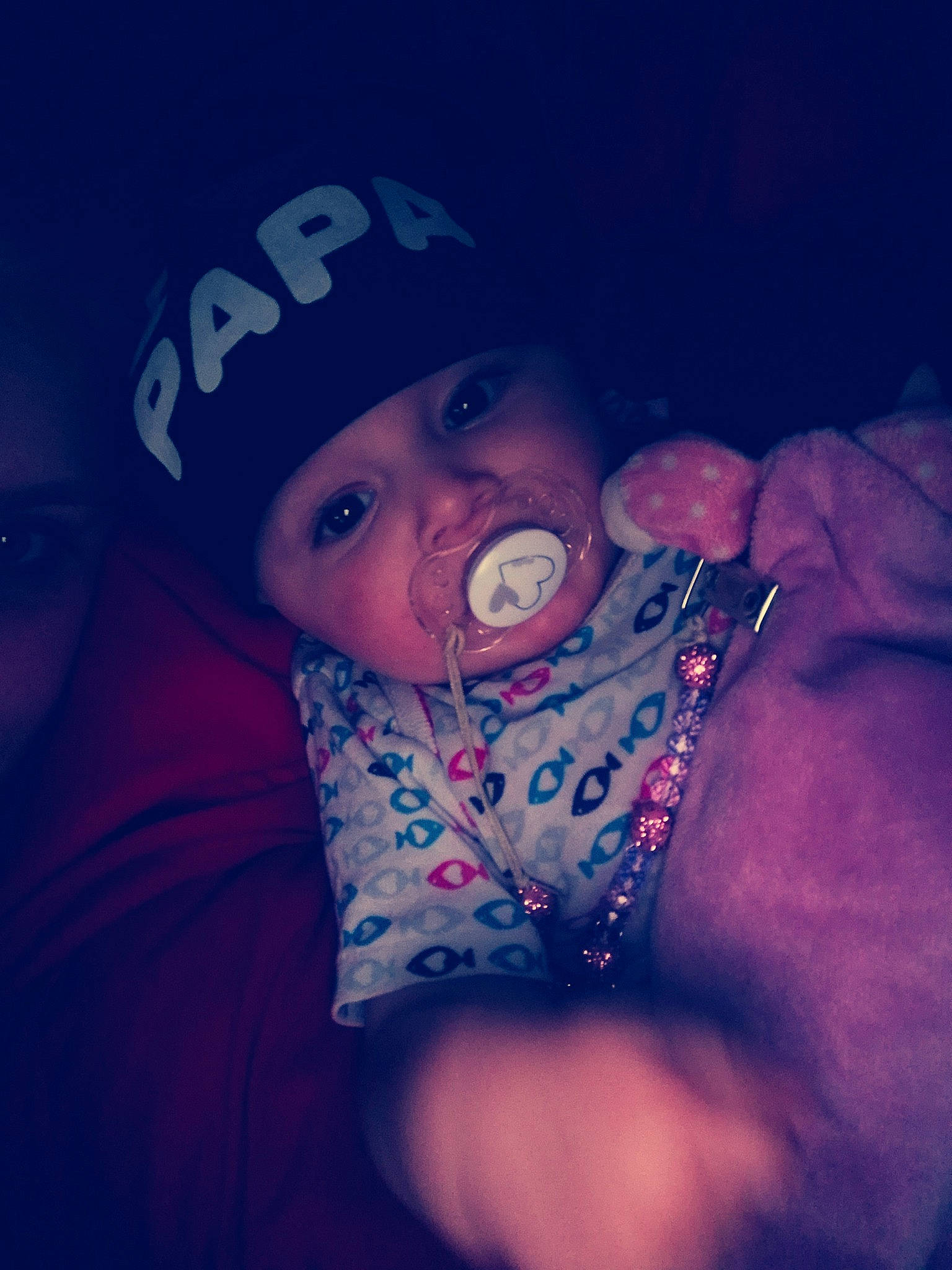 Maëlla participe au concours pour gagner de l'argent avec cette photo : baby, blue, cheek, child, cloud, cool, eye, flash_photography, fun, hat, head, headgear, headwear, meteorological_phenomenon, mouth, night, nose, person, sky, smile