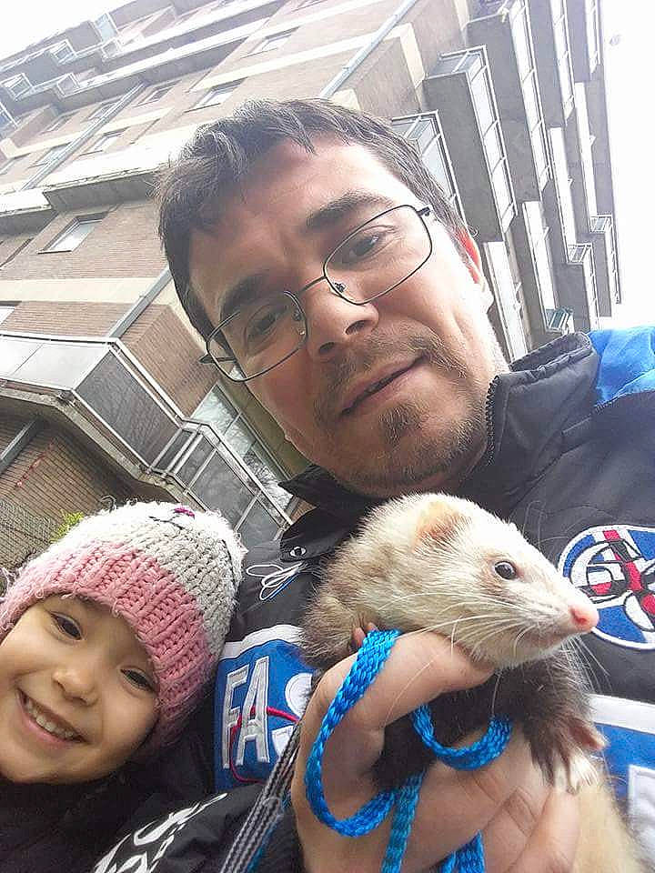 Mistic participe au concours pour gagner de l'argent avec cette photo : fun, head, joy, mammal, person, product, selfie, vertebrate