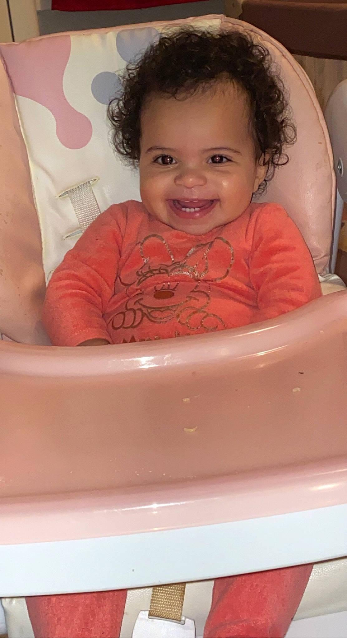 Shanna a rejoint le concours — aidez-le/la à gagner de superbes lots ! arm, baby, baby_toddler_clothing, cheek, child, chin, eye, eyebrow, face, hair, hairstyle, happy, head, iris, joy, mouth, nose, person, skin, sleeve