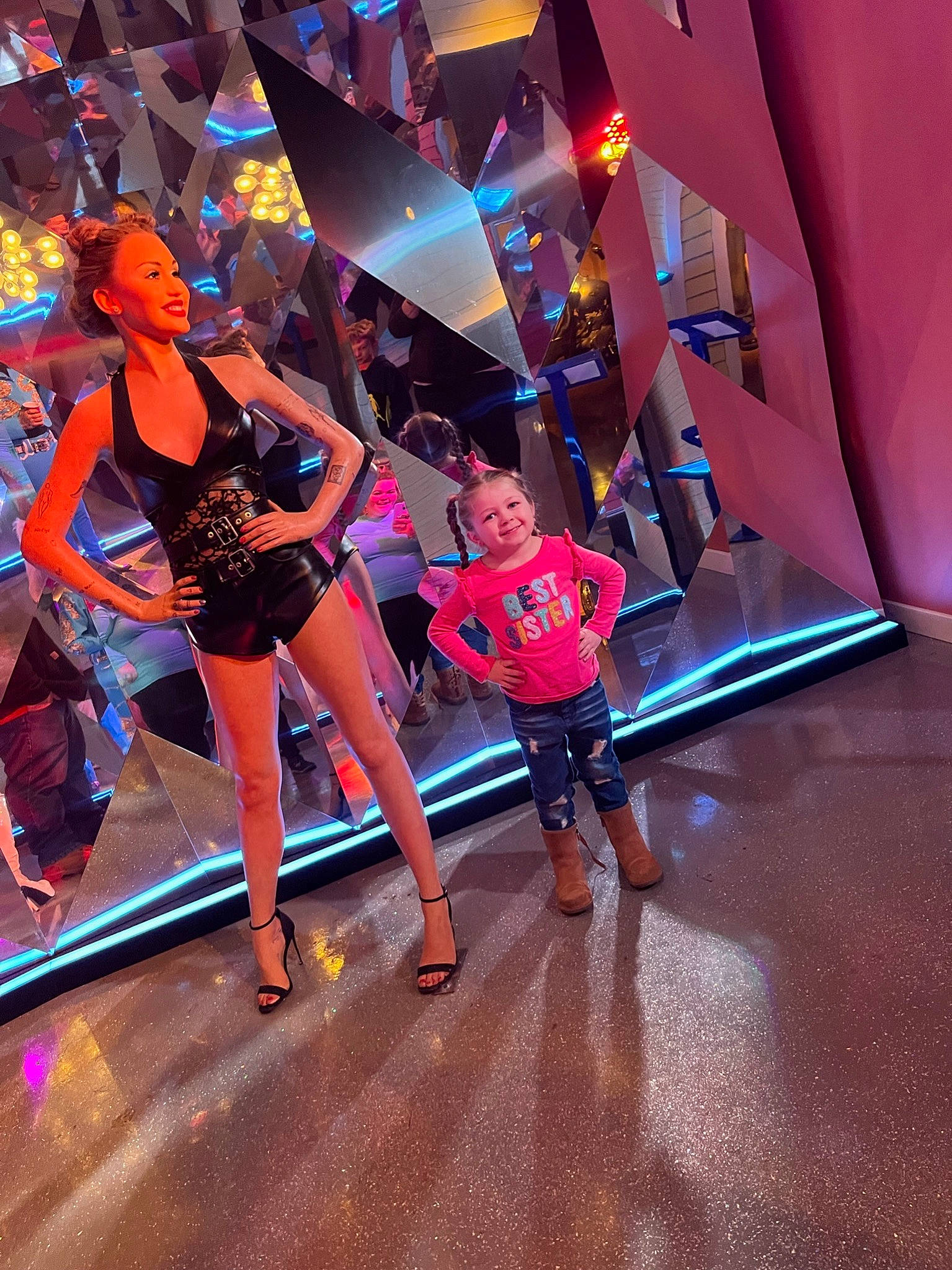 Cindy is registered to the contest to win money with this photo: boot, brassiere, dance, electric_blue, entertainment, event, fashion_design, fun, human_leg, joy, leg, leisure, magenta, performance_art, performing_arts, person, pink, recreation, sandal, shoe