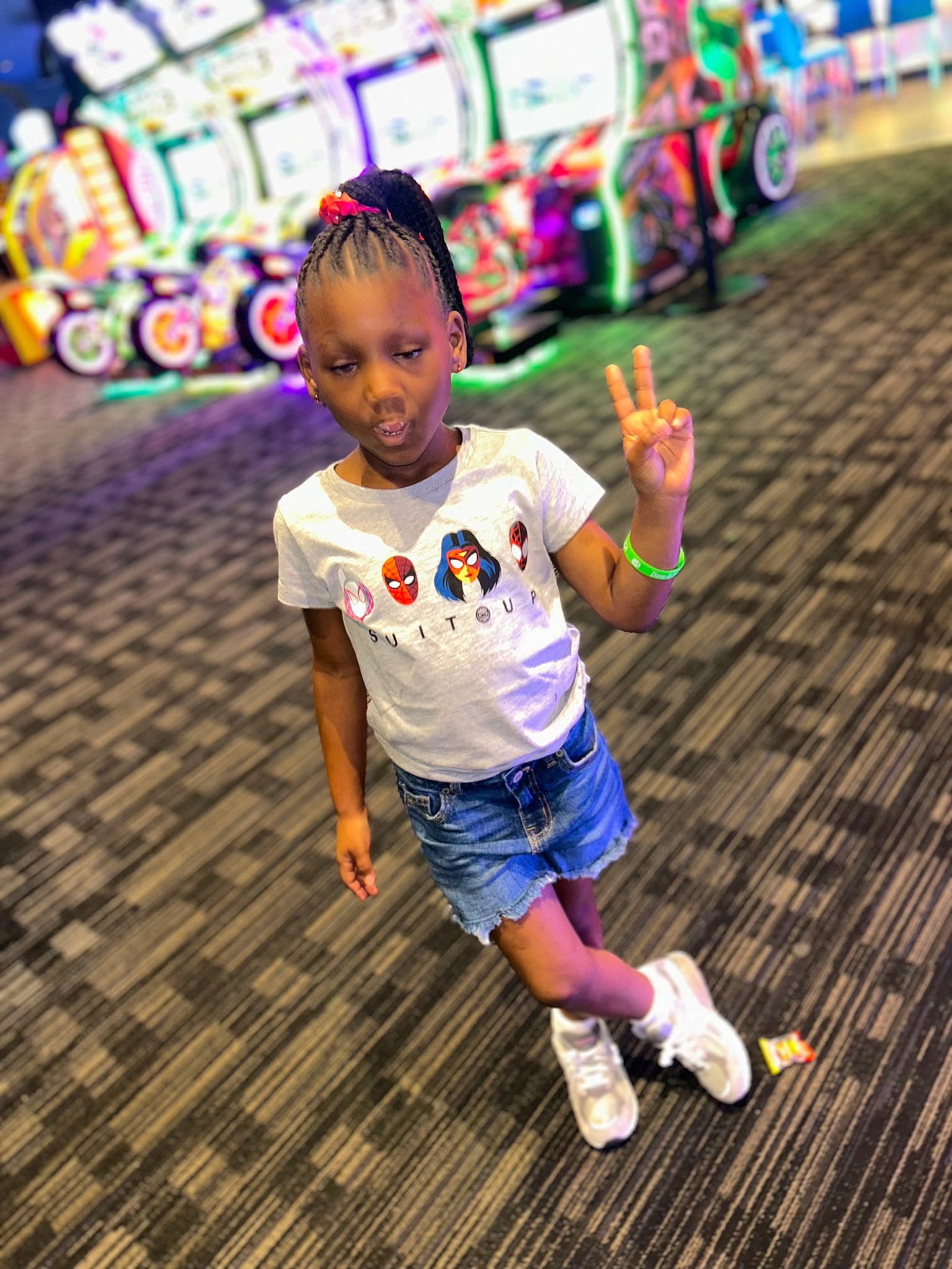 Desire is registered to the contest to win money with this photo: child, city, fun, happy, leg, leisure, pedestrian, person, play, recreation, road, sandal, shorts, sitting, skin, smile, street, t_shirt, toddler, travel