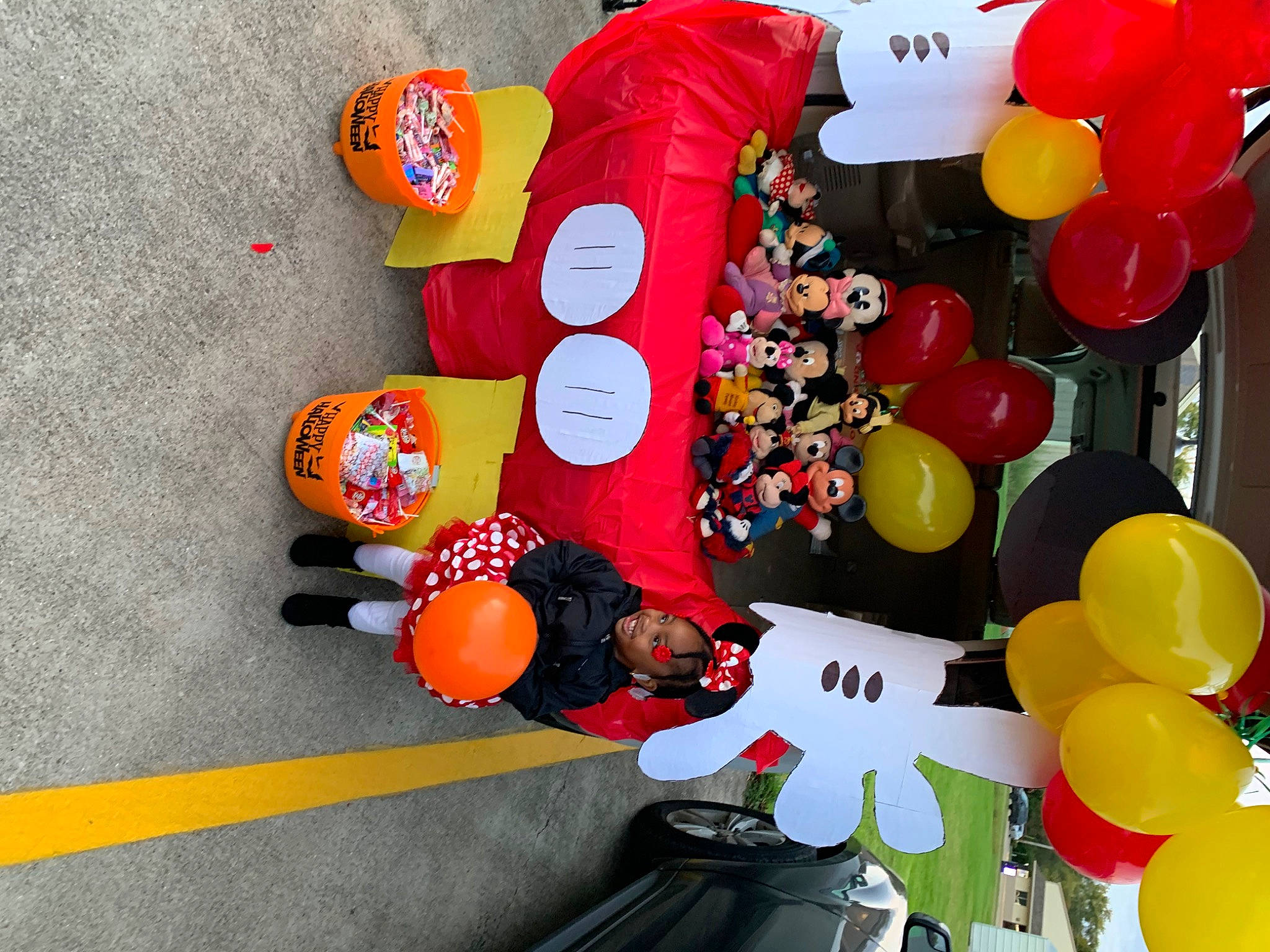 Rihanna joined the competition — help win amazing prizes! arch, art, balloon, carmine, circle, decoration, event, fun, joy, party_supply, pattern, person, recreation, red, sweetness