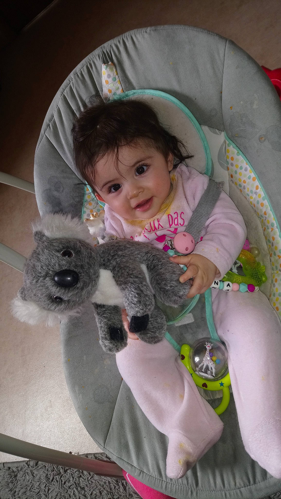 Lyana a rejoint le concours — aidez-le/la à gagner de superbes lots ! child, koala, person, toddler