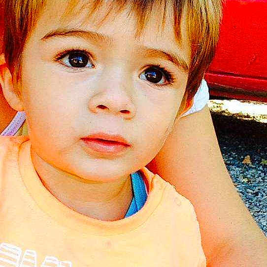 Réhan participe au concours pour gagner de l'argent avec cette photo :