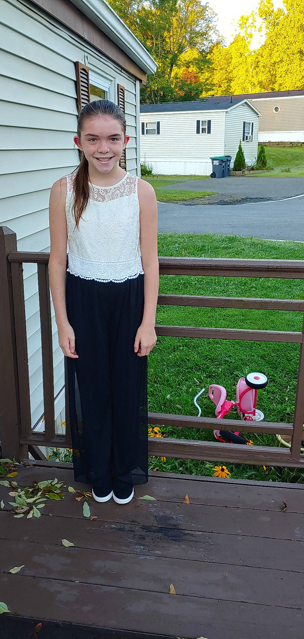 Ciara is registered to the contest to win money with this photo: blouse, brown, clothing, design, dress, fashion, fashion_accessory, footwear, headgear, joy, neck, pattern, person, pink, shirt, shoe, t_shirt, top, trousers, waist