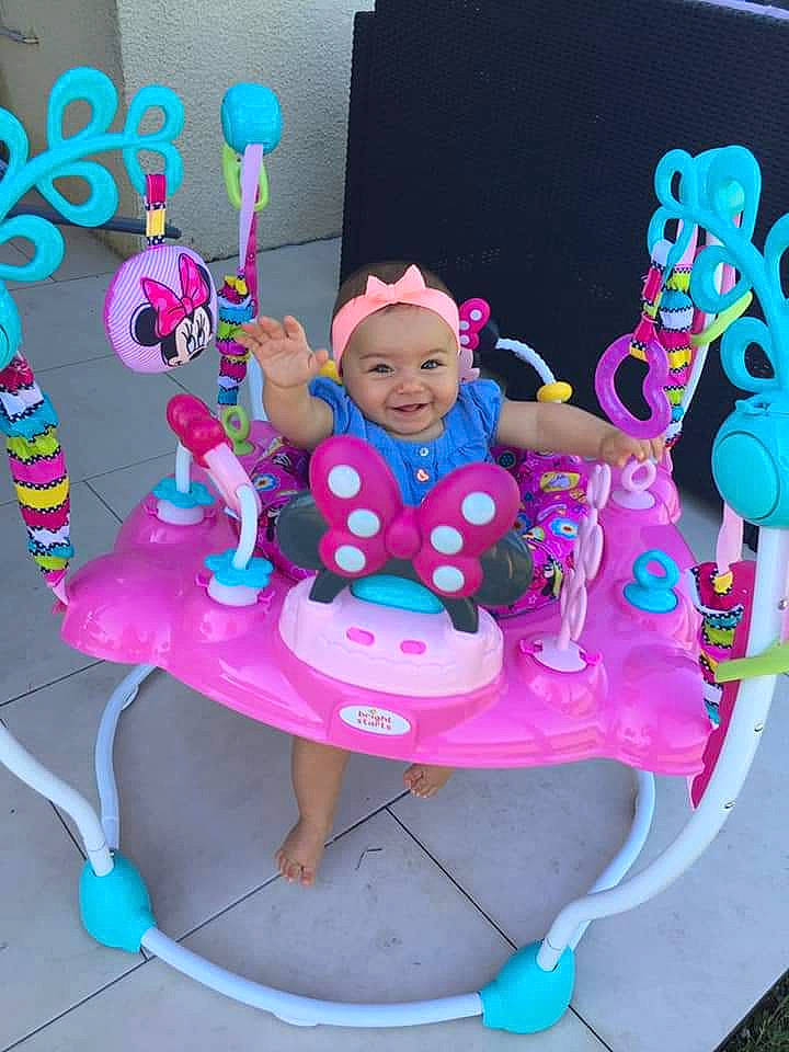 Myra a rejoint le concours — aidez-le/la à gagner de superbes lots ! child, joy, person, play, sugar_paste, toddler, toy