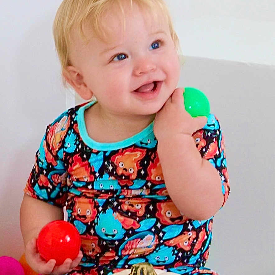 River joined the competition — help win amazing prizes! baby, bodypart, clothing, cutlery, face, finger, food, hand, head, person, photography, plant, portrait, pottedplant, produce, sitting, spoon, squash, t_shirt, vegetable