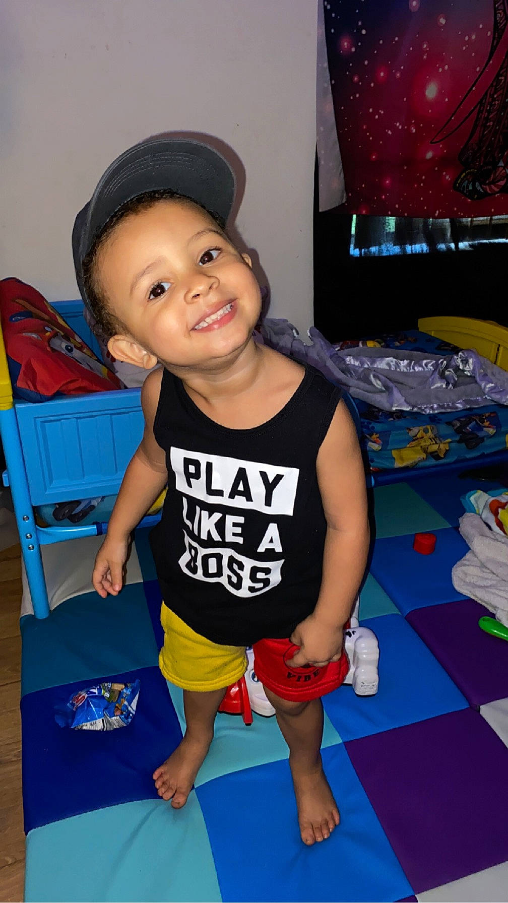 Kingston joined the competition — help win amazing prizes! baby_toddler_clothing, barefoot, cap, curtain, electric_blue, finger, flash_photography, flooring, foot, fun, happy, human_leg, joy, leisure, person, shorts, sleeve, smile, t_shirt, television