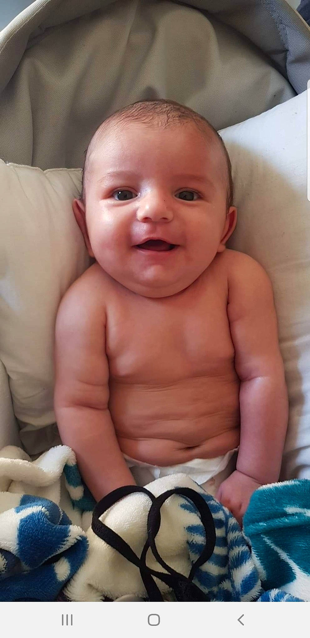 Jayce a rejoint le concours — aidez-le/la à gagner de superbes lots ! baby, barechested, cheek, child, chin, eye, face, forehead, head, lip, mouth, muscle, nose, person, skin, smile, toddler