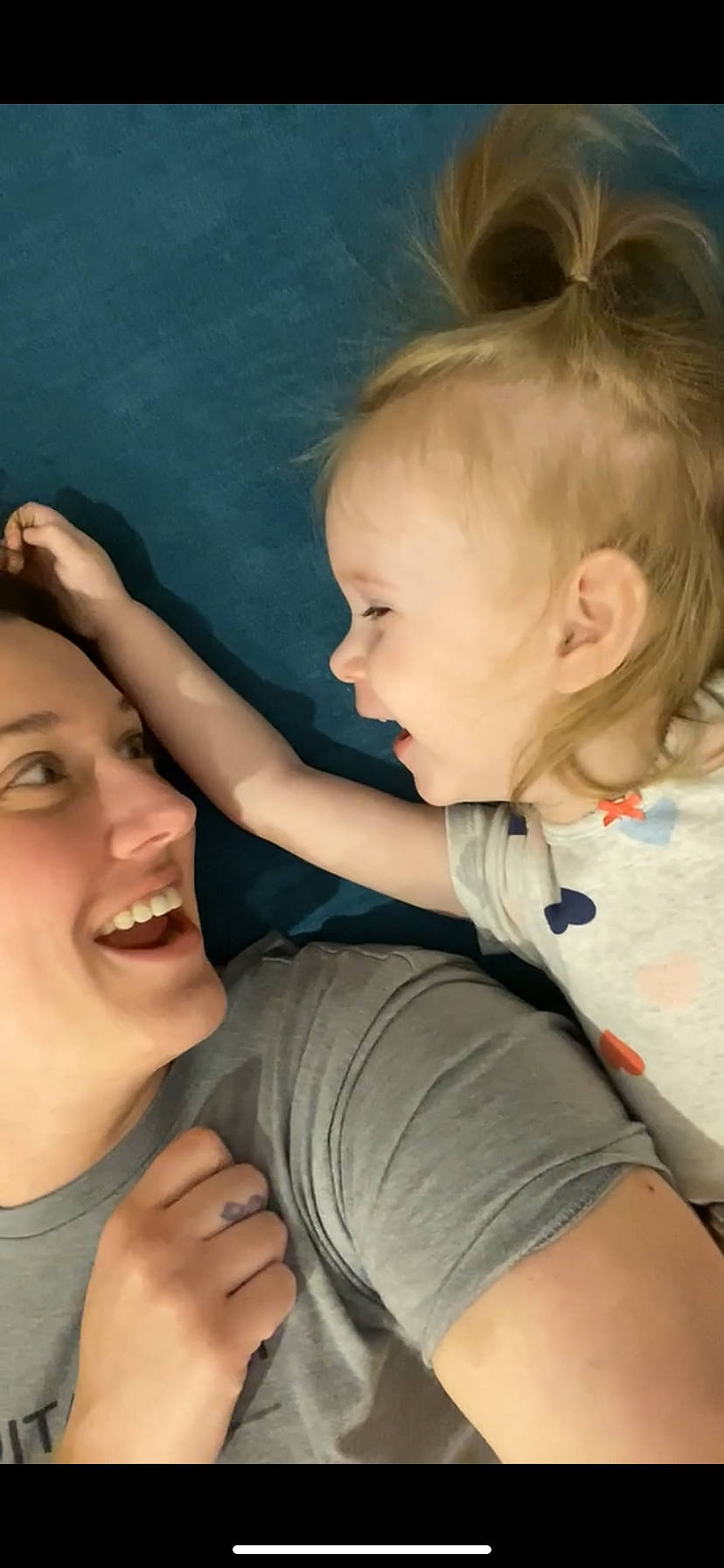 Mckinlee is registered to the contest to win money with this photo: arm, cheek, chin, ear, eye, eyebrow, eyelash, face, facial_expression, hairstyle, hand, human_body, joint, joy, lip, mouth, neck, nose, person, shoulder